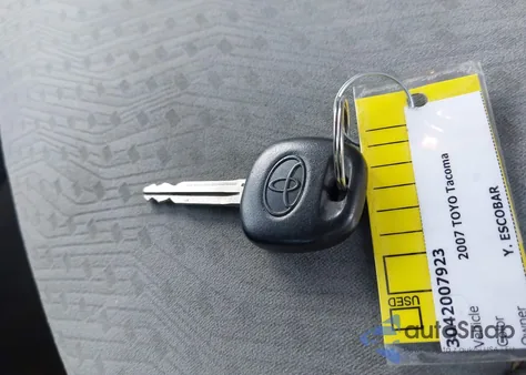 2007 Toyota Tacoma Base V6 from USA, damaged, VIN 5TEUU42N47Z382999